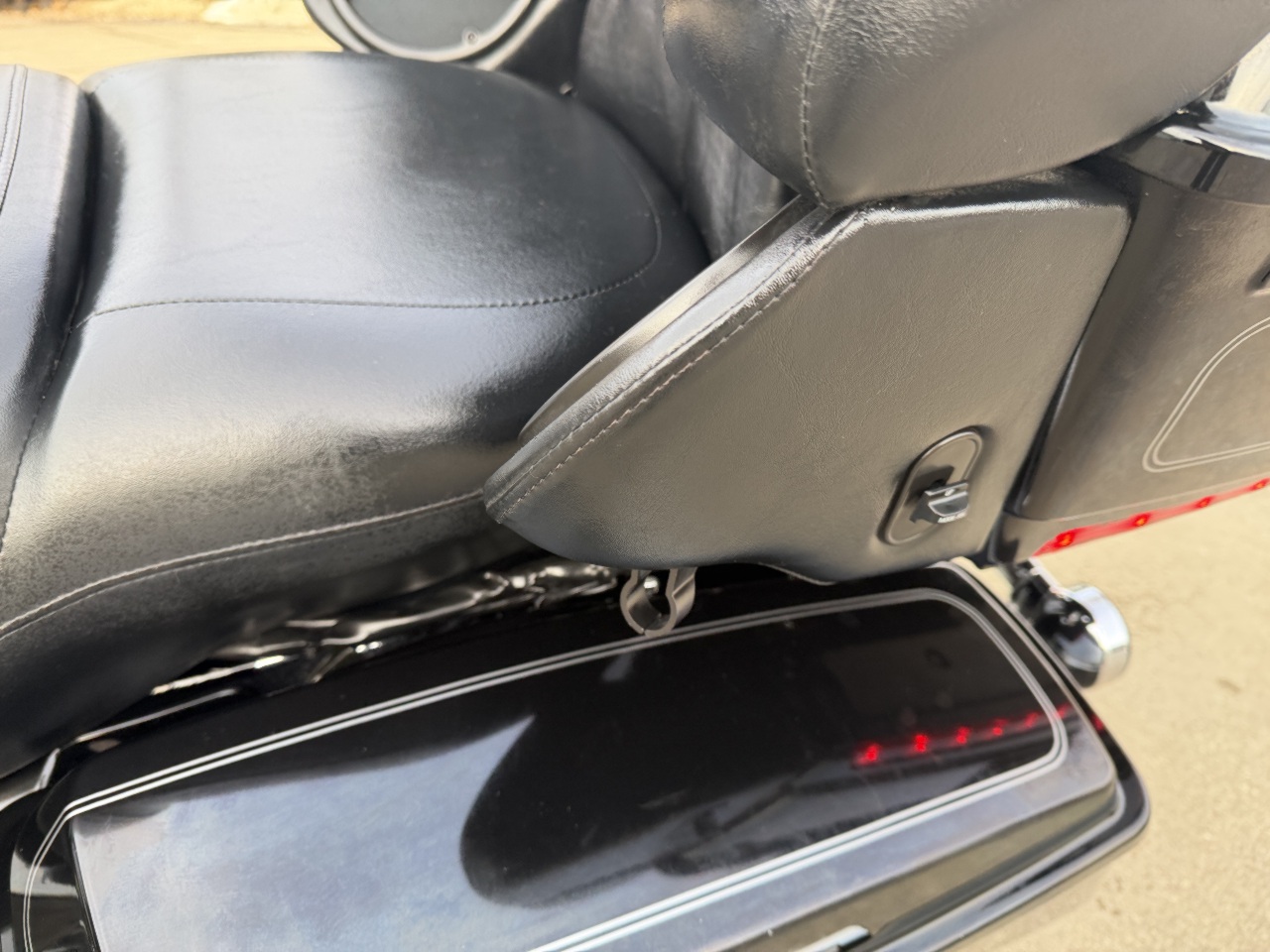 2011 Harley-Davidson FLHTCU Electra Glide Ultra Classic